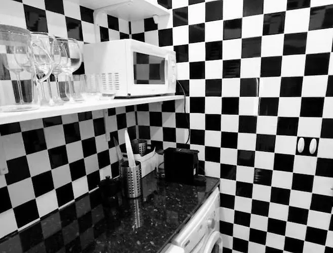 Cozy And Quiet Flat Near Avenida Da Liberdade Apartamento