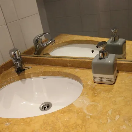 Lejlighed Cozy And Quiet Flat Near Avenida Da Liberdade *