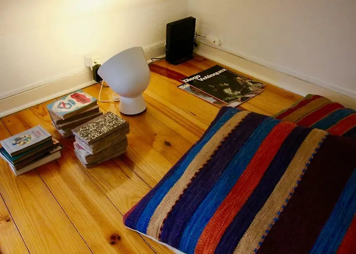 Cozy And Quiet Flat Near Avenida Da Liberdade Apartament *